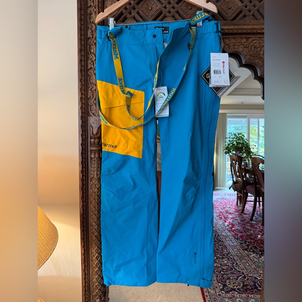 Marmot snow pants- size medium